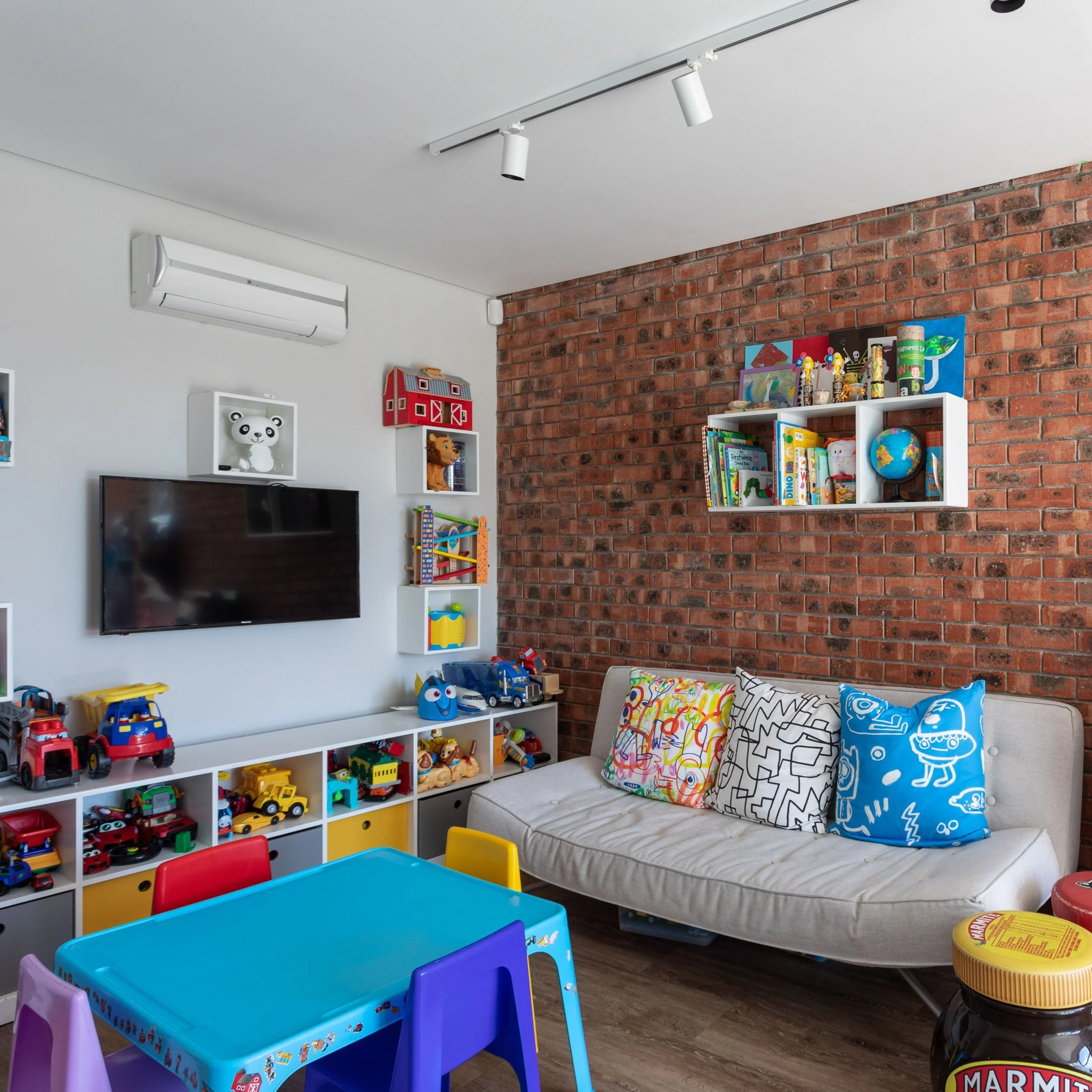 42G - Camps Bay, Cape Town - Image 13