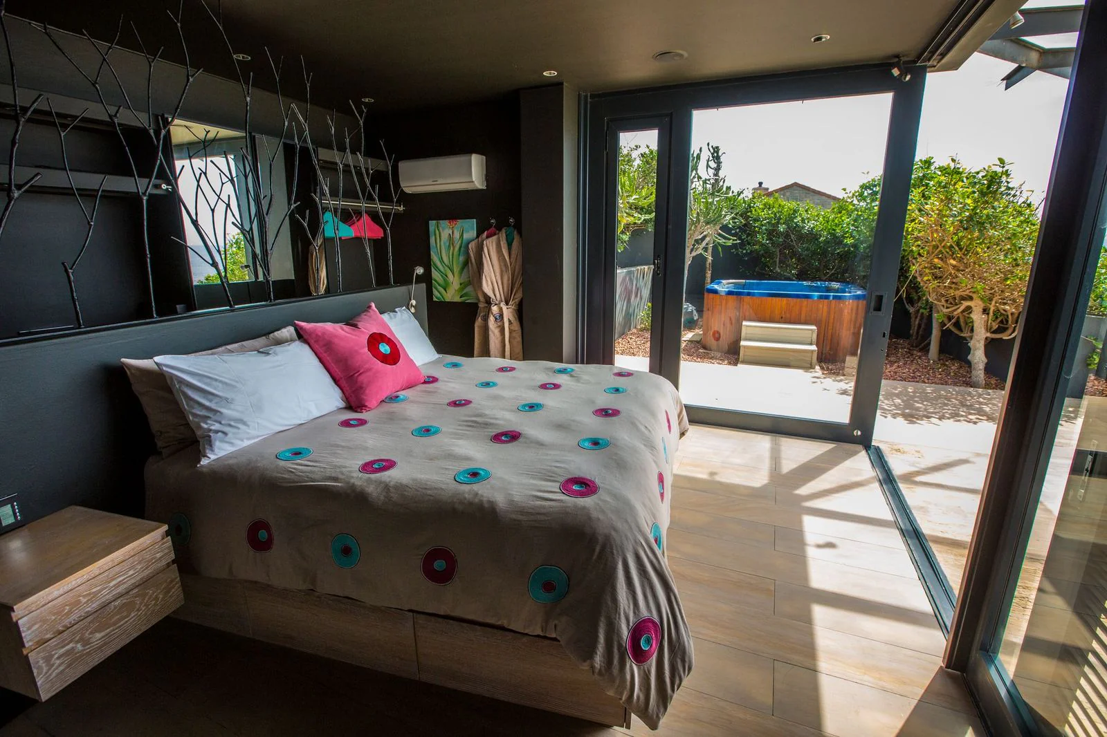 Sardonyx- Boggomsbaai, Garden Route - Image 7