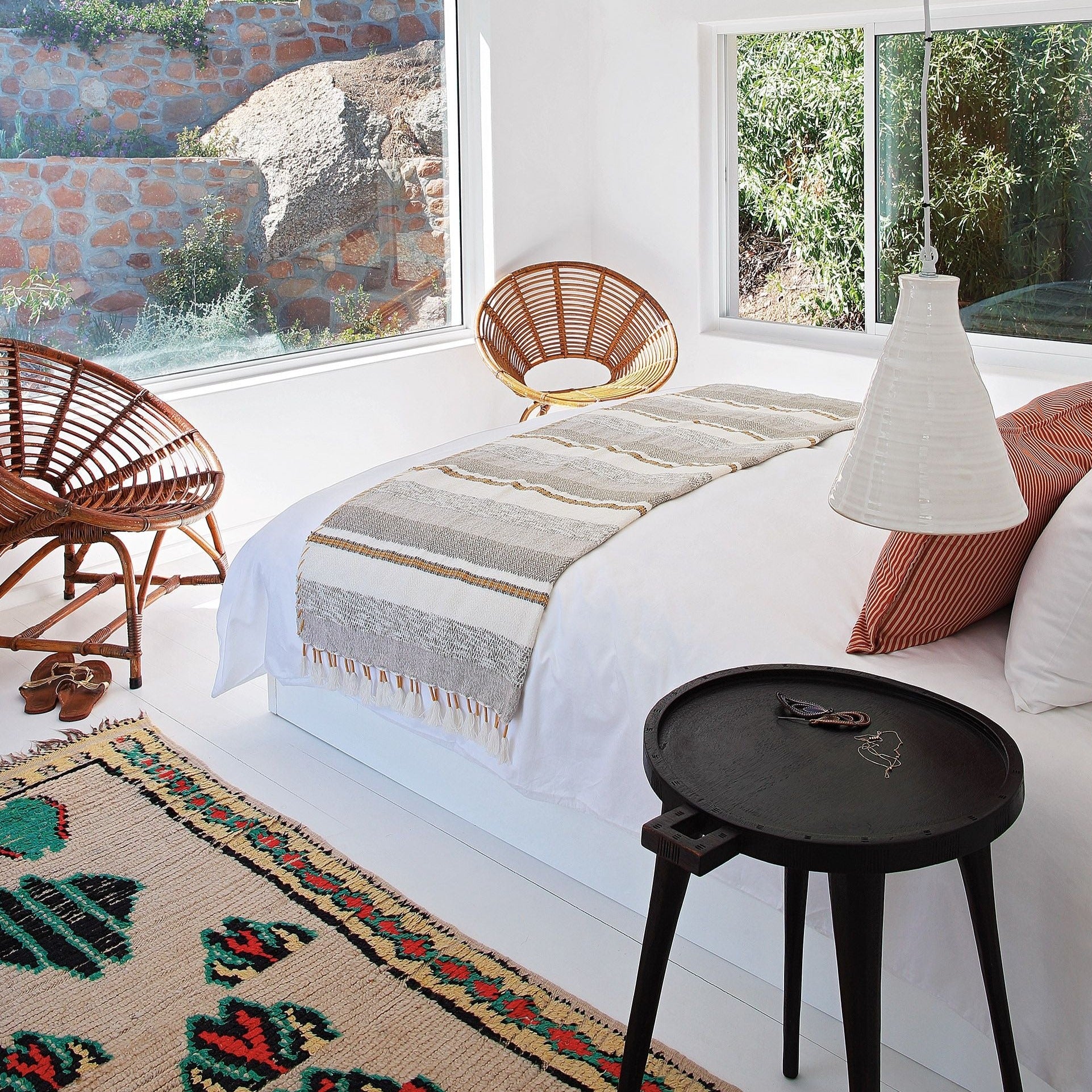 Violane- Bantry Bay, Cape Town - Image 13