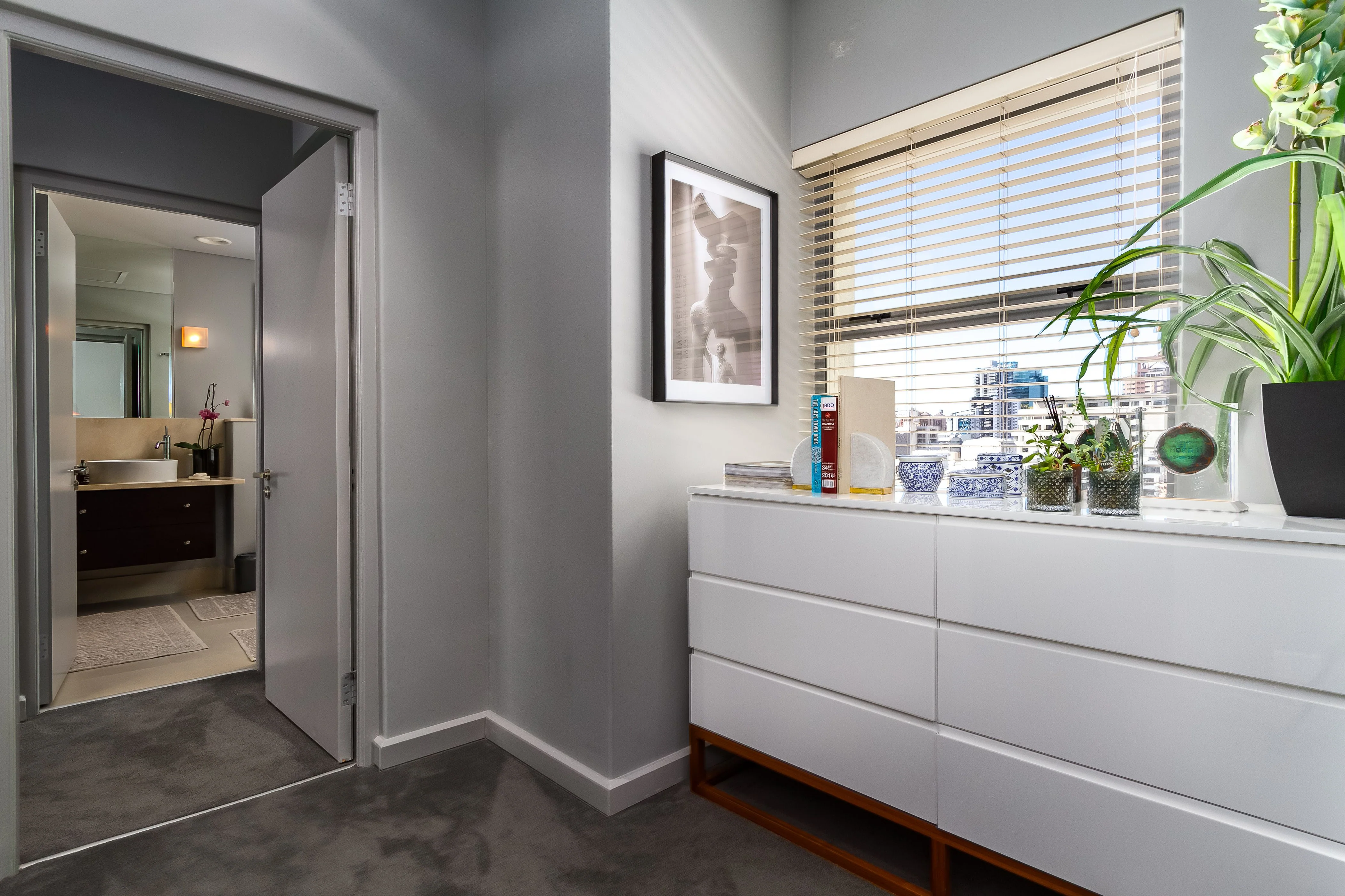 Art Apartment III - Cape Town CBD - Image 15