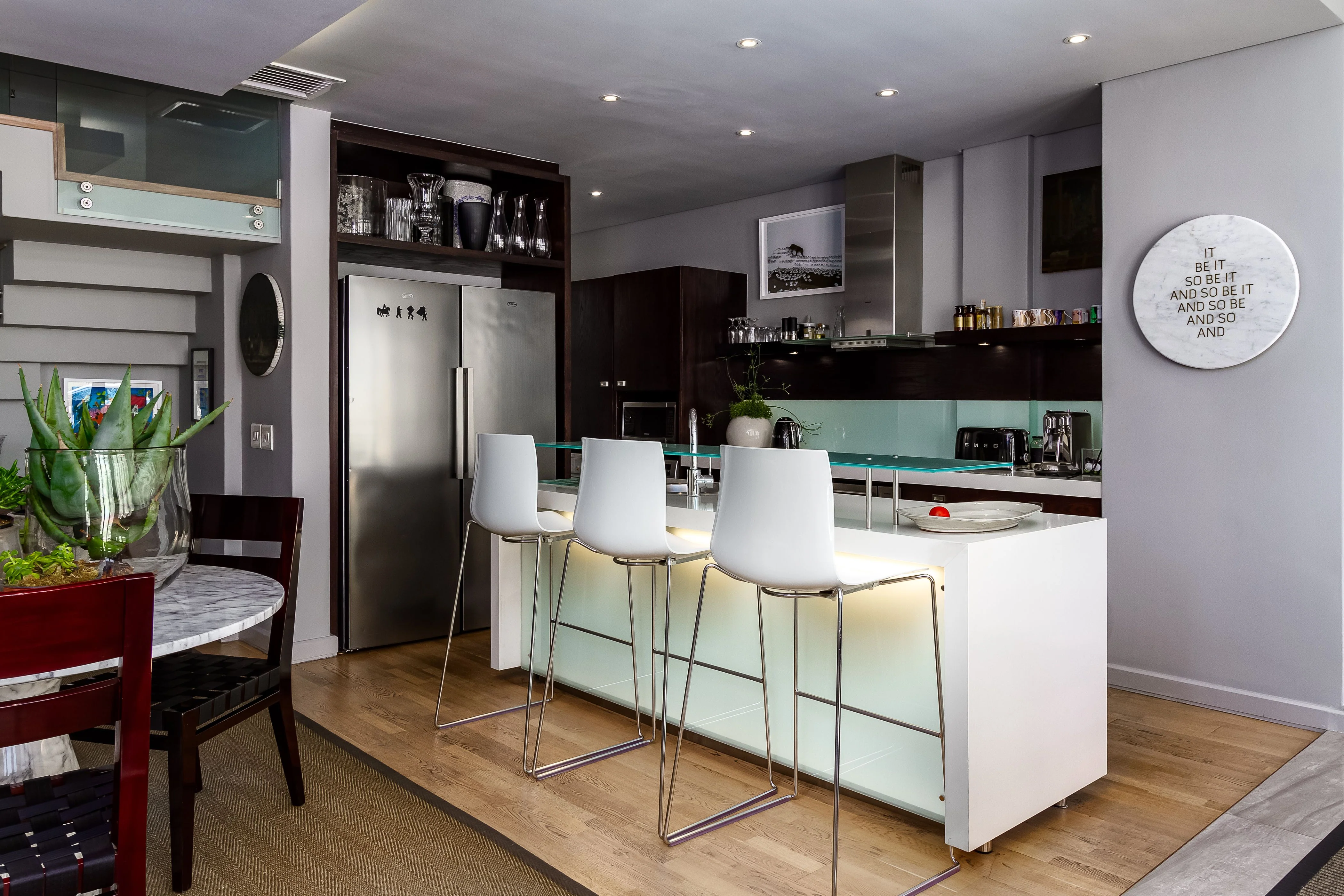 Art Apartment III - Cape Town CBD - Image 3