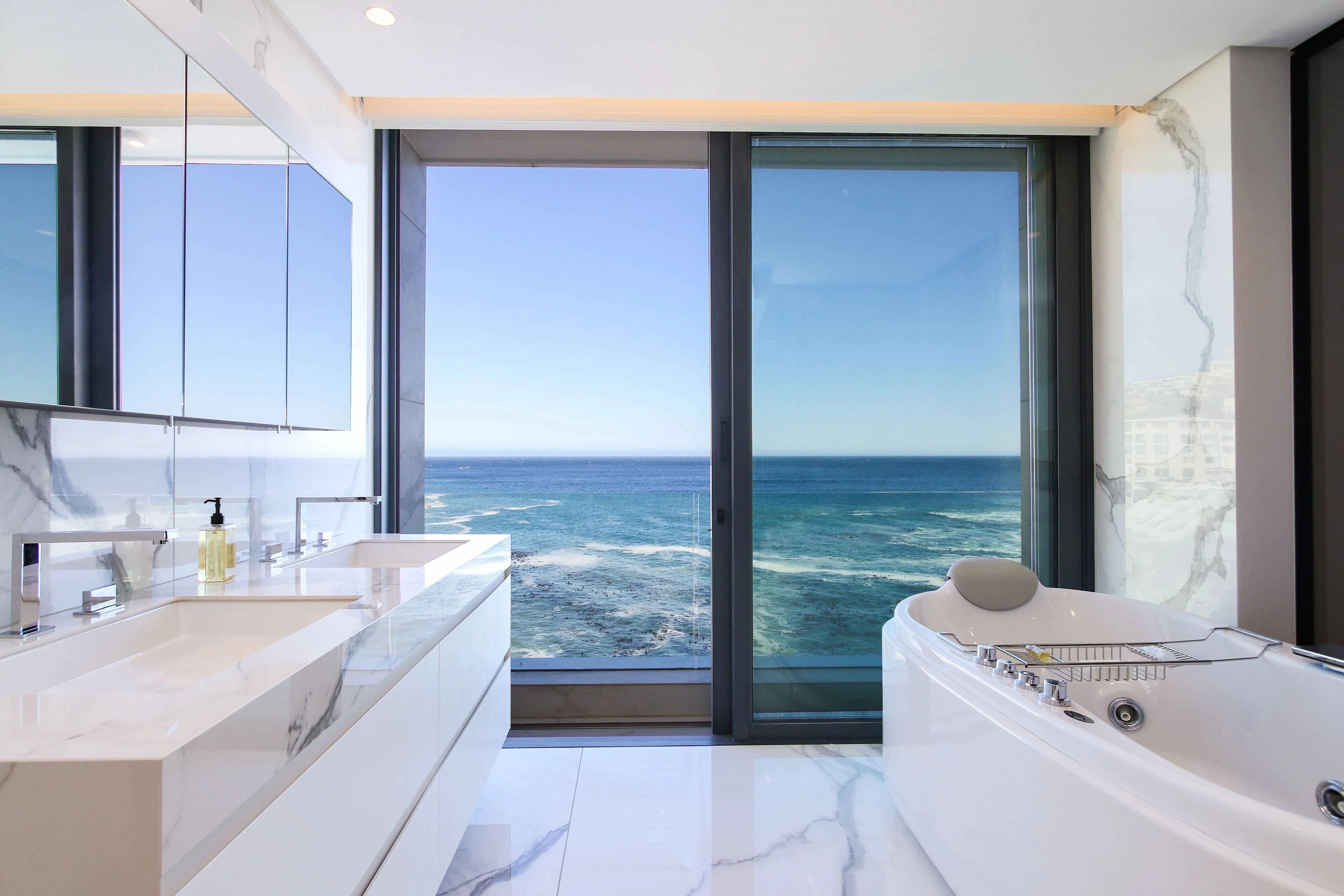 Aurum  - Bantry Bay, Cape Town - Image 7