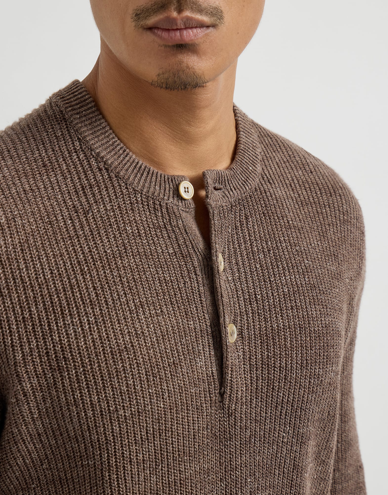 Cotton And Linen Half English Rib Knit Sweater With Henley Collar - Image 4
