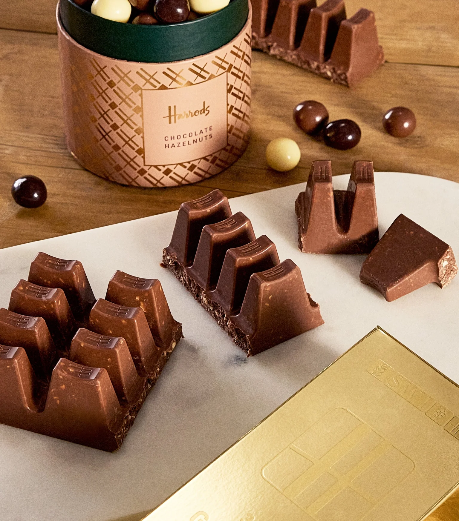 Harrods The Food Halls Collection Hamper - Image 4