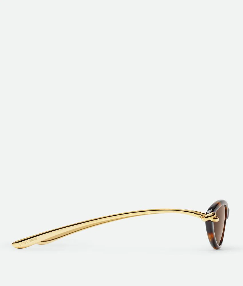 Knot Cat Eye Sunglasses - Image 6