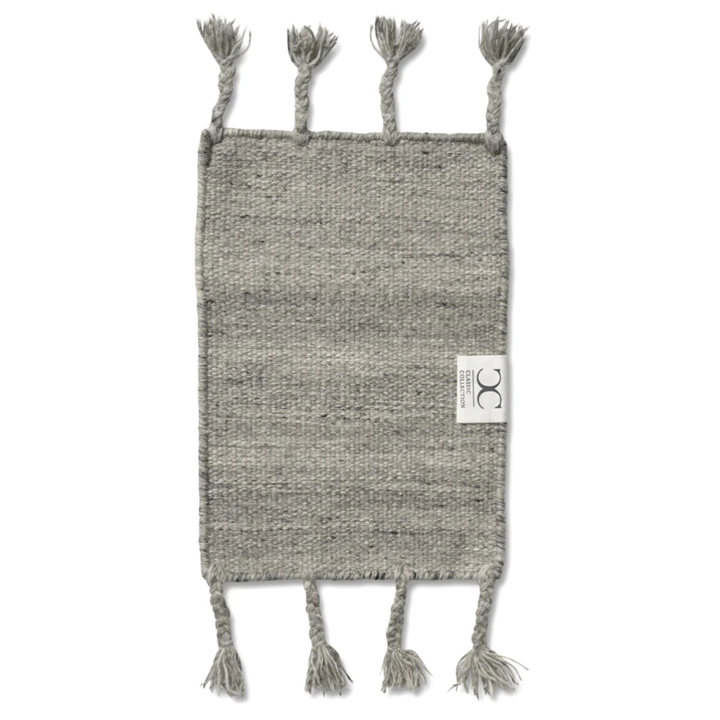 Rug Plain Silver - Image 3