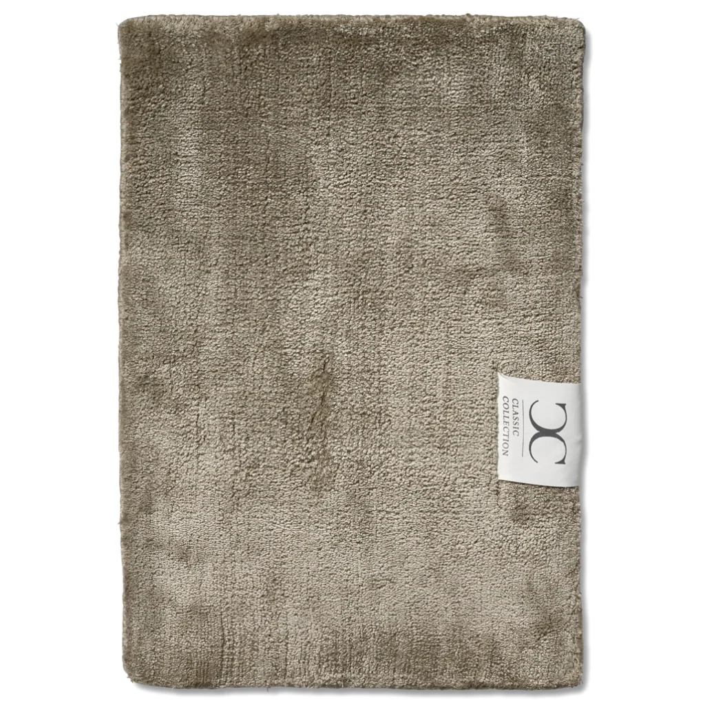 Rug Velvet Tencel Simply Taupe - Image 3